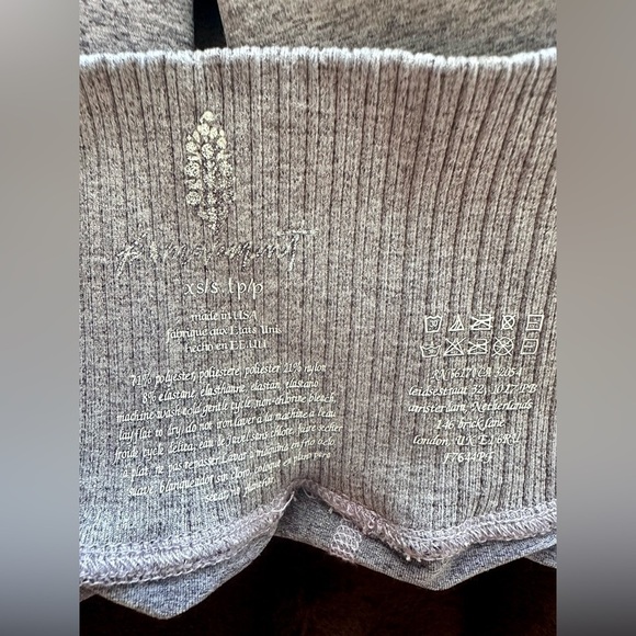 NWOT FP Movement Gray Leggings Size XS/S - Picture 3 of 7